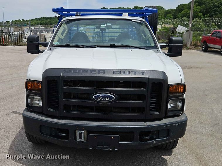image for item EO7430 2008 Ford F350 Super Duty utility bed pickup truck