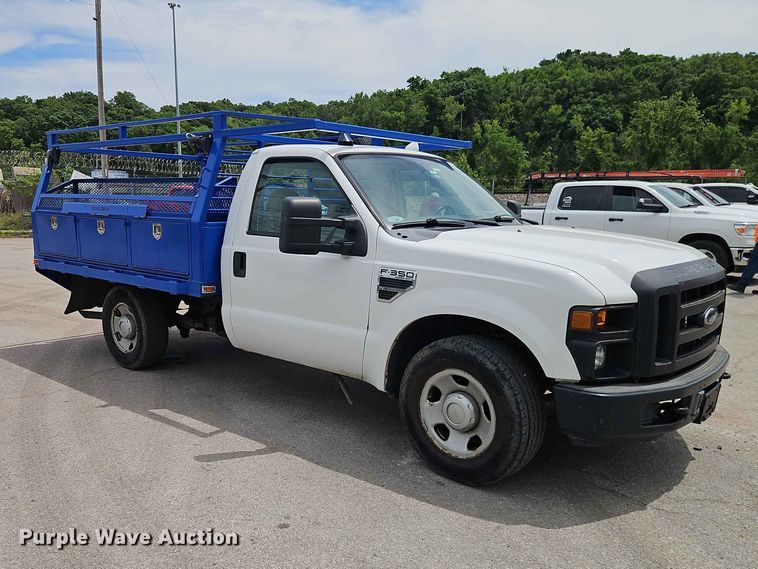 image for item EO7430 2008 Ford F350 Super Duty utility bed pickup truck