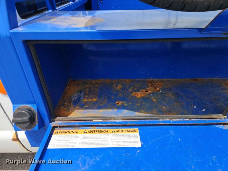 image for item EO7430 2008 Ford F350 Super Duty utility bed pickup truck