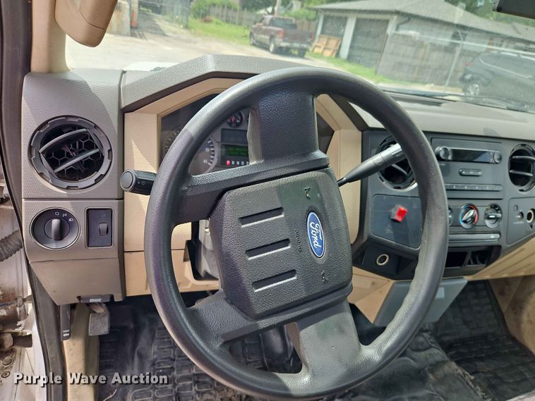 image for item EO7430 2008 Ford F350 Super Duty utility bed pickup truck