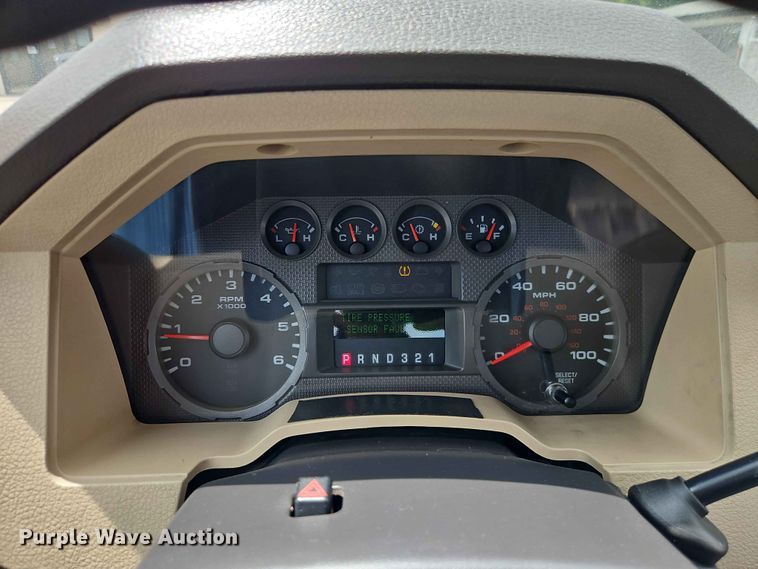 image for item EO7430 2008 Ford F350 Super Duty utility bed pickup truck