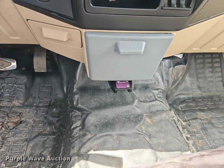 image for item EO7430 2008 Ford F350 Super Duty utility bed pickup truck