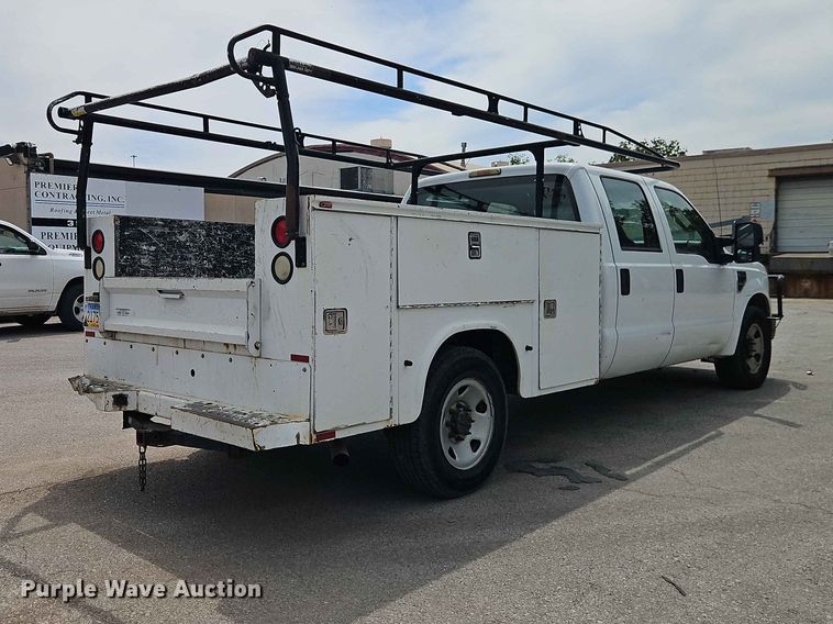 image for item EO7432 2009 Ford F250 Super Duty Crew Cab utility bed pickup truck