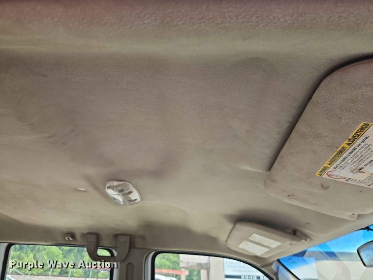 image for item EO7432 2009 Ford F250 Super Duty Crew Cab utility bed pickup truck