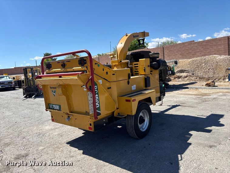 image for item EQ7049 2024 Vermeer BC1500 wood chipper