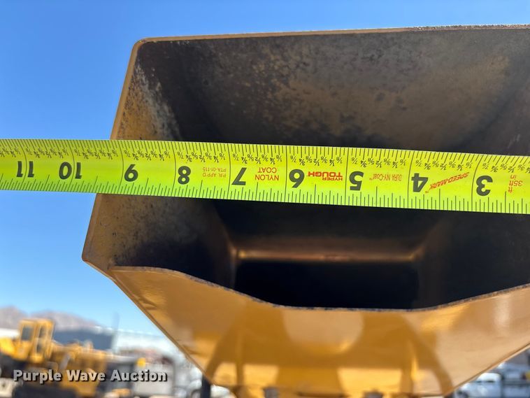 image for item EQ7049 2024 Vermeer BC1500 wood chipper