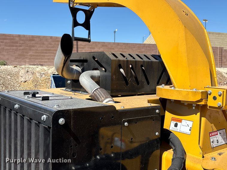 image for item EQ7049 2024 Vermeer BC1500 wood chipper