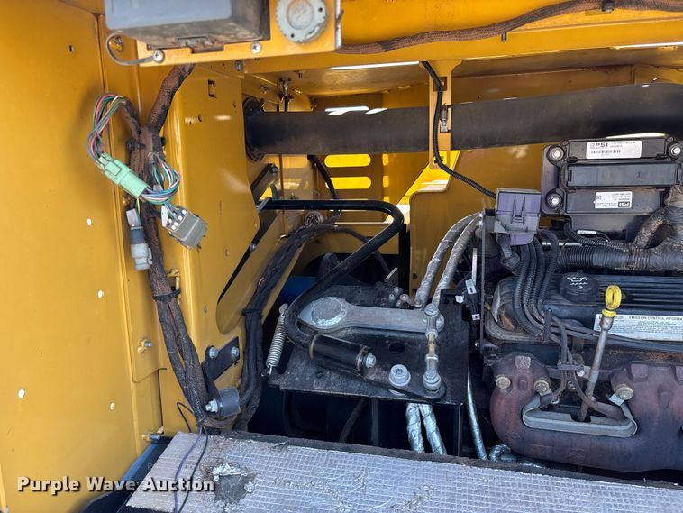 image for item EQ7049 2024 Vermeer BC1500 wood chipper