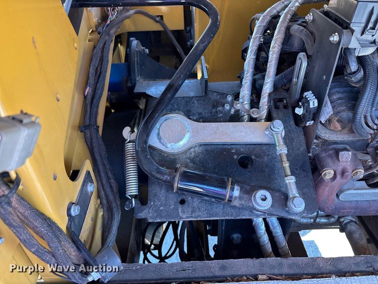 image for item EQ7049 2024 Vermeer BC1500 wood chipper