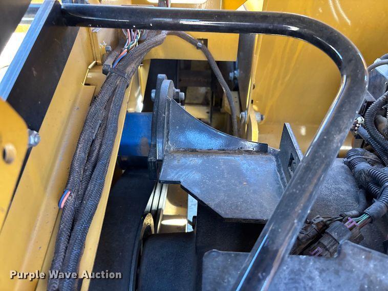 image for item EQ7049 2024 Vermeer BC1500 wood chipper