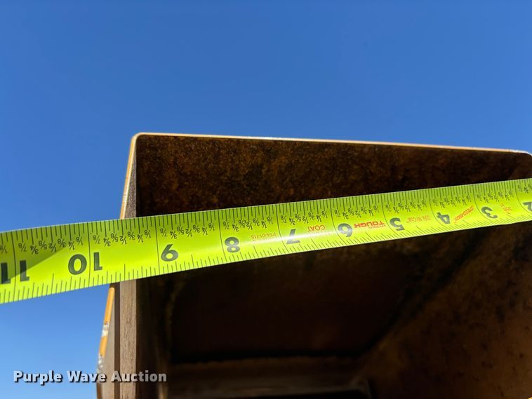 image for item EQ7050 2023 Vermeer BC1500 wood chipper