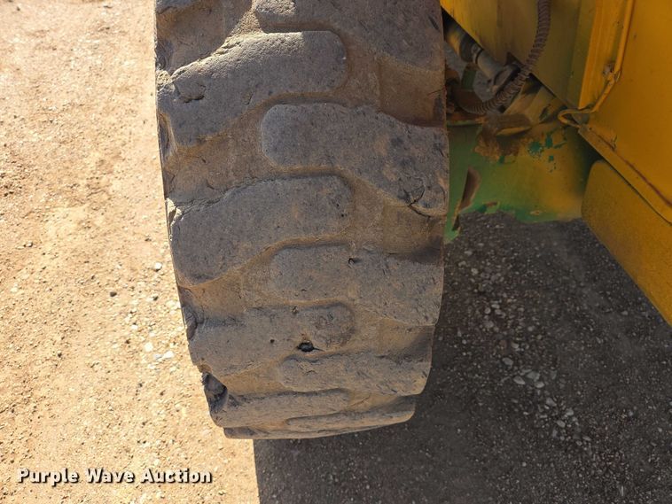 image for item ER1521 1998 JCB 520 telehandler