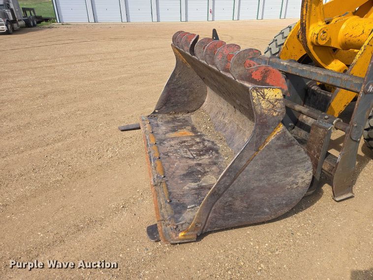 image for item ER1522 1989 John Deere 544E wheel loader