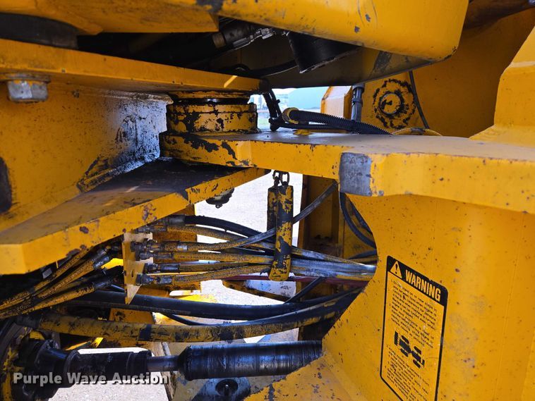 image for item ER1522 1989 John Deere 544E wheel loader