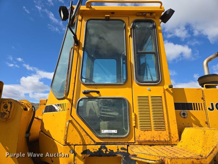image for item ER1522 1989 John Deere 544E wheel loader