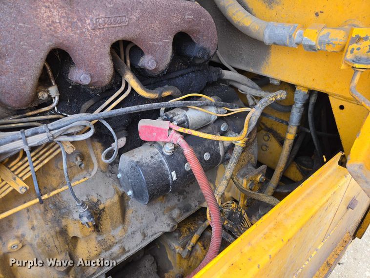 image for item ER1522 1989 John Deere 544E wheel loader
