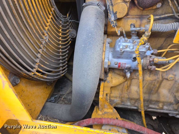 image for item ER1522 1989 John Deere 544E wheel loader