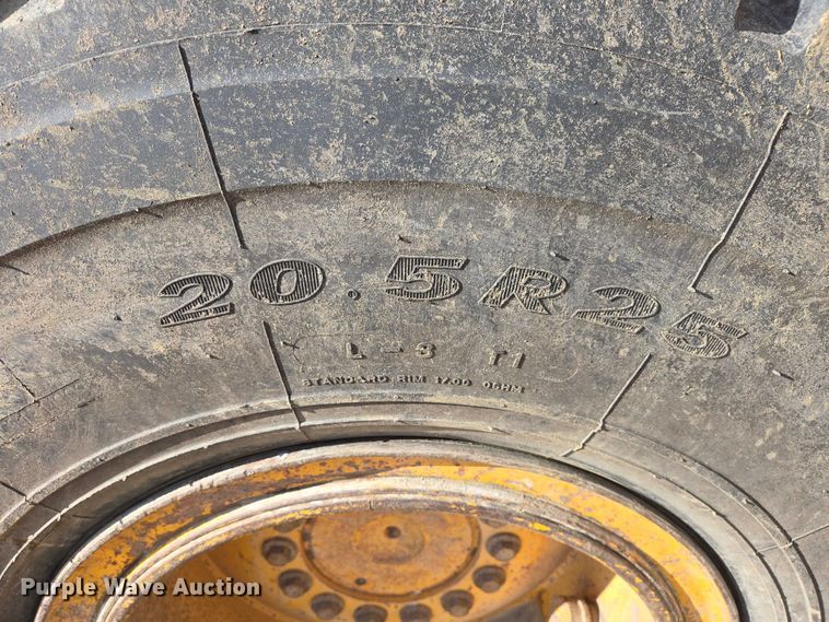image for item ER1522 1989 John Deere 544E wheel loader