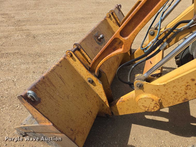 image for item ER1523 1997 Case 570LXT landscape tractor