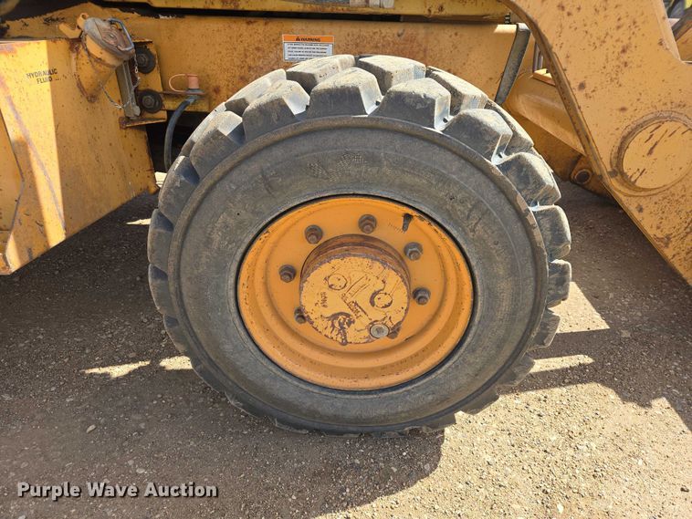 image for item ER1523 1997 Case 570LXT landscape tractor