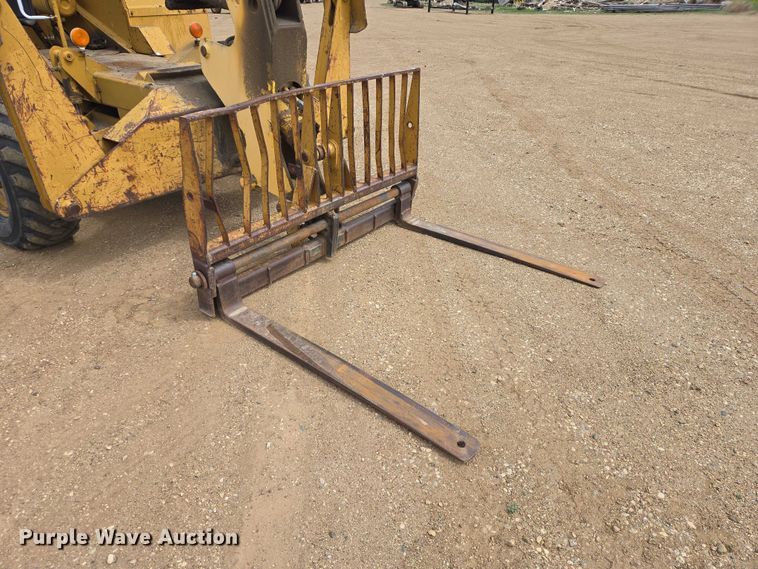 image for item ER1526 1988 Pettibone B-68-C telehandler