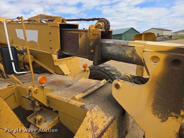 image for item ER1526 1988 Pettibone B-68-C telehandler
