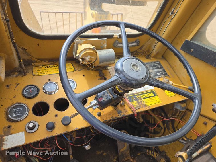 image for item ER1526 1988 Pettibone B-68-C telehandler