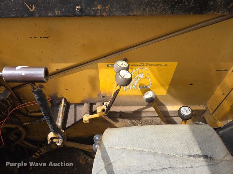 image for item ER1526 1988 Pettibone B-68-C telehandler