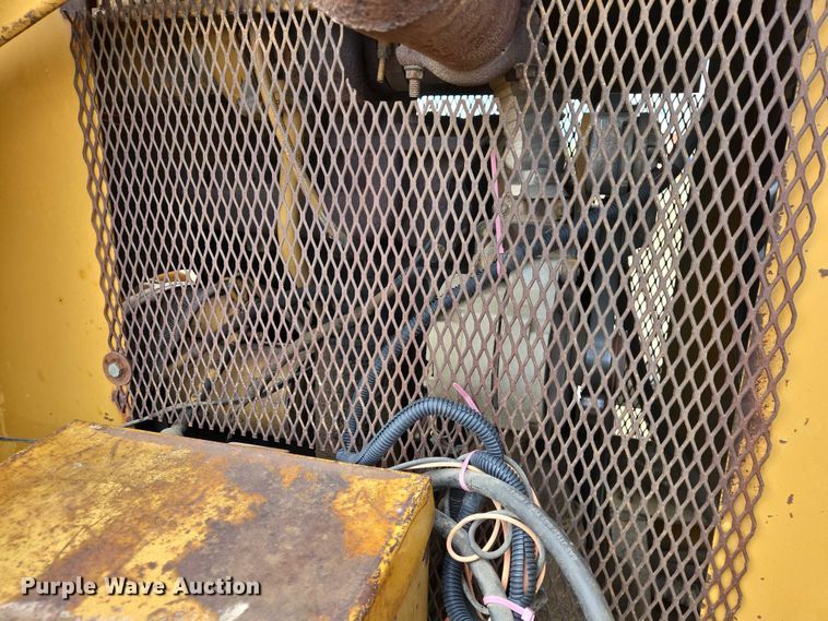 image for item ER1526 1988 Pettibone B-68-C telehandler