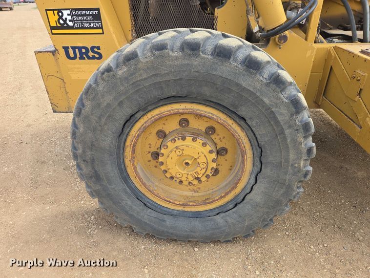 image for item ER1526 1988 Pettibone B-68-C telehandler