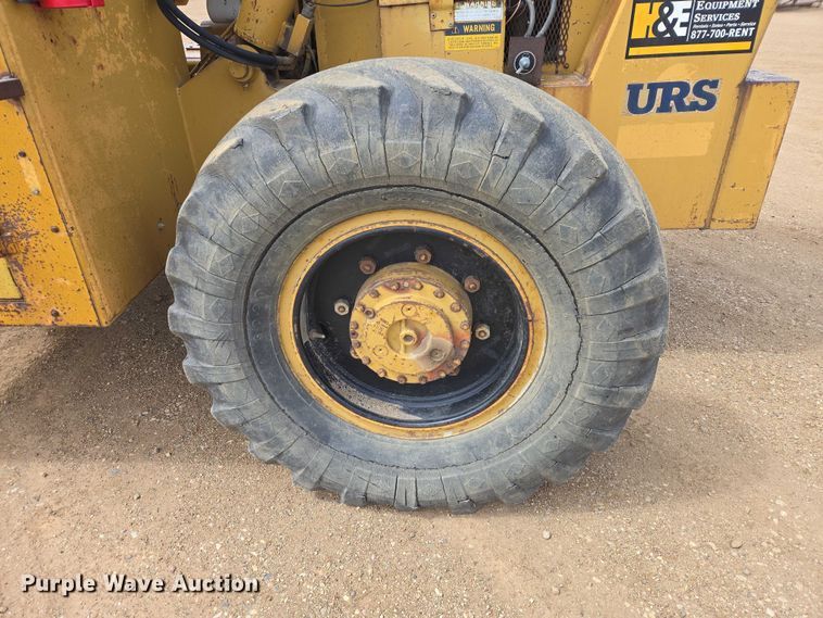 image for item ER1526 1988 Pettibone B-68-C telehandler