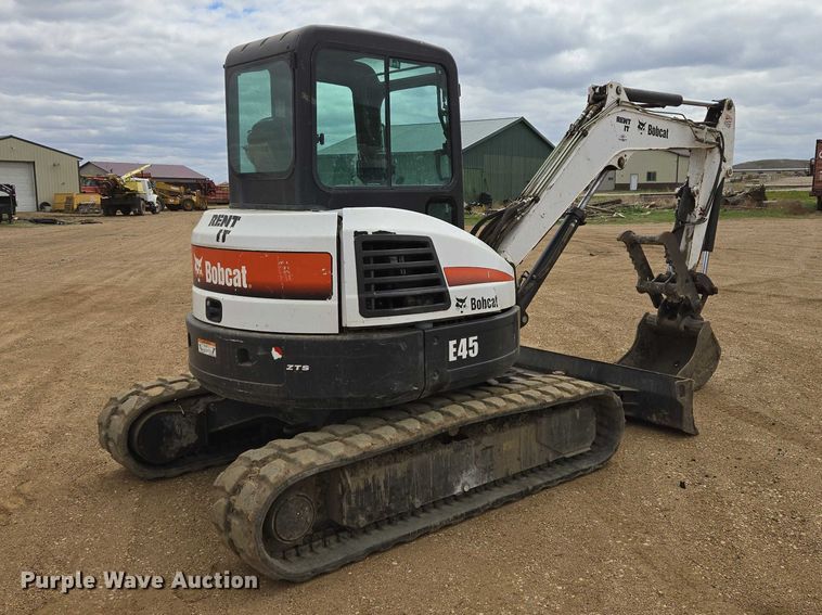 image for item ER1527 2013 Bobcat E45 mini excavator