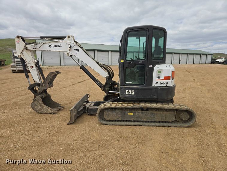 image for item ER1527 2013 Bobcat E45 mini excavator