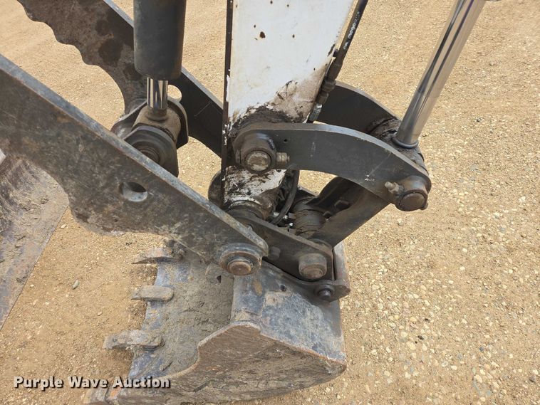 image for item ER1527 2013 Bobcat E45 mini excavator