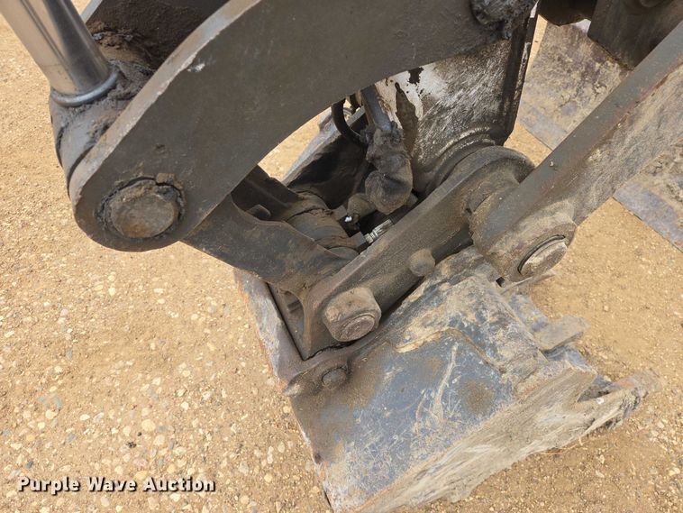 image for item ER1527 2013 Bobcat E45 mini excavator