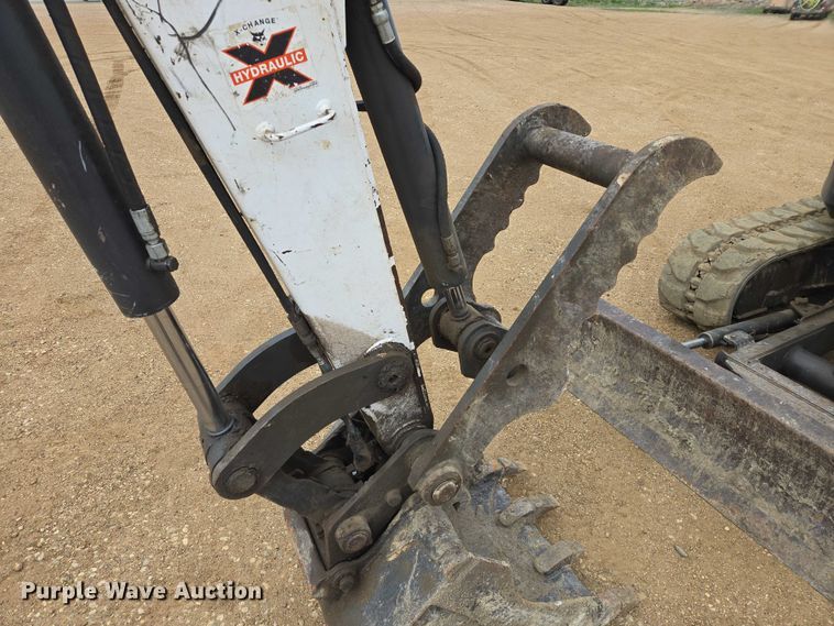image for item ER1527 2013 Bobcat E45 mini excavator