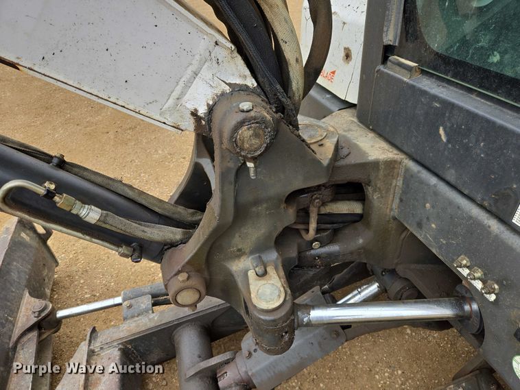 image for item ER1527 2013 Bobcat E45 mini excavator