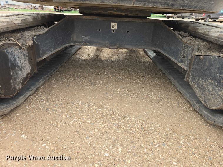 image for item ER1527 2013 Bobcat E45 mini excavator