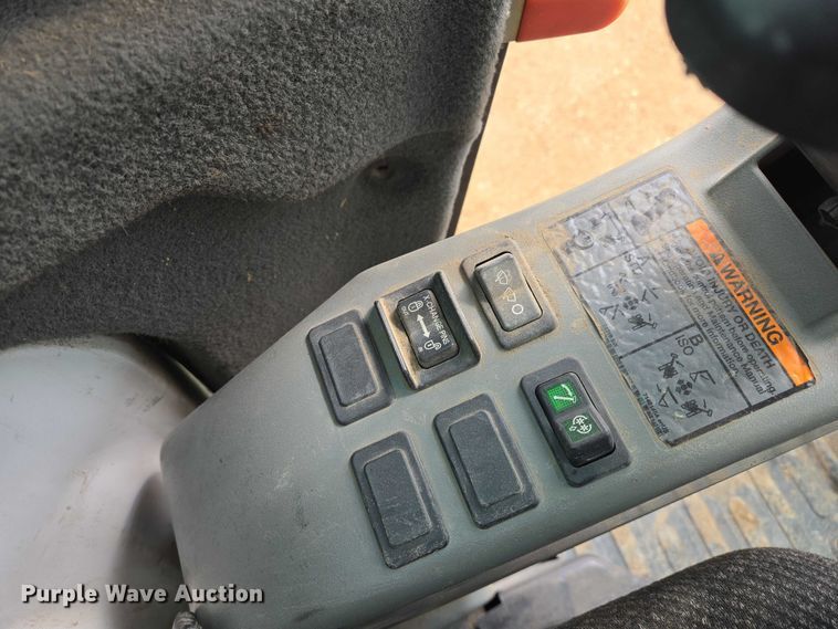 image for item ER1527 2013 Bobcat E45 mini excavator