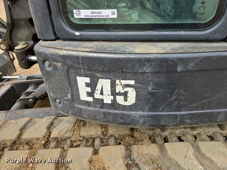 image for item ER1527 2013 Bobcat E45 mini excavator