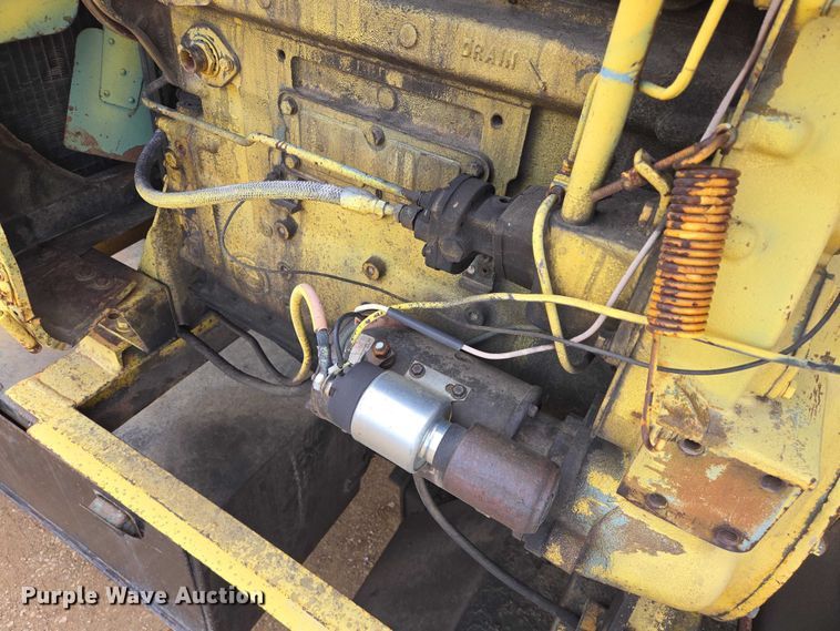 image for item ER1528 1991 International 4700 drilling rig truck