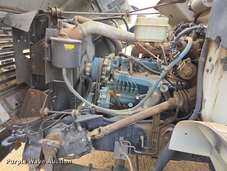 image for item ER1528 1991 International 4700 drilling rig truck