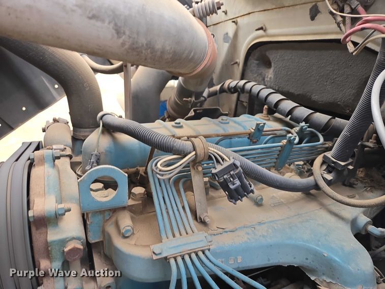 image for item ER1528 1991 International 4700 drilling rig truck