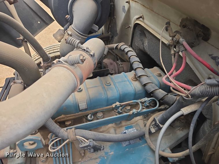 image for item ER1528 1991 International 4700 drilling rig truck