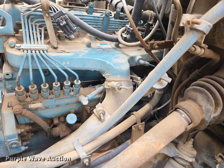 image for item ER1528 1991 International 4700 drilling rig truck