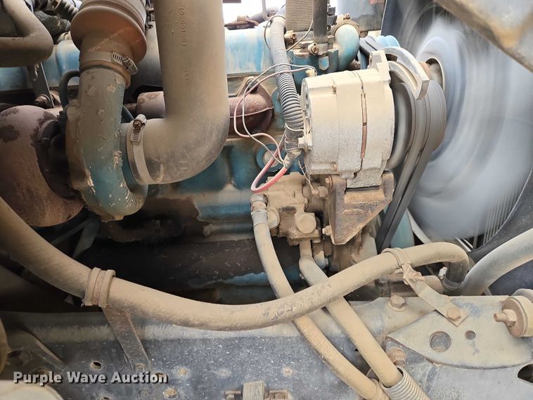 image for item ER1528 1991 International 4700 drilling rig truck