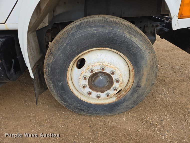 image for item ER1528 1991 International 4700 drilling rig truck
