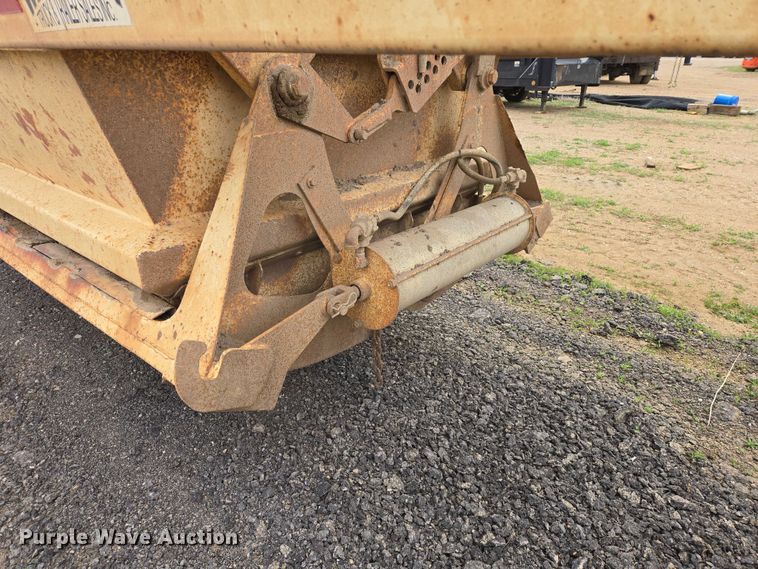 image for item ER1529 2000 Ranco BT-129 bottom dump trailer