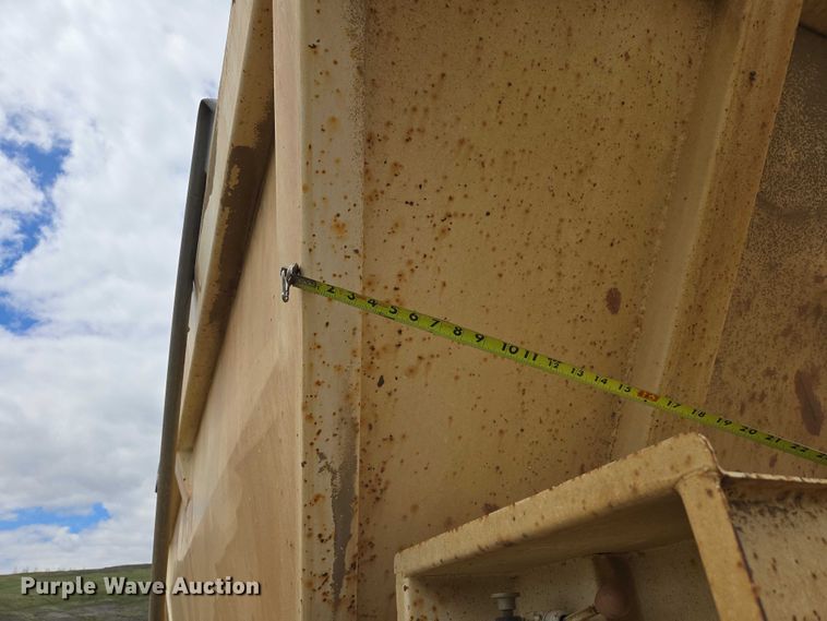 image for item ER1529 2000 Ranco BT-129 bottom dump trailer