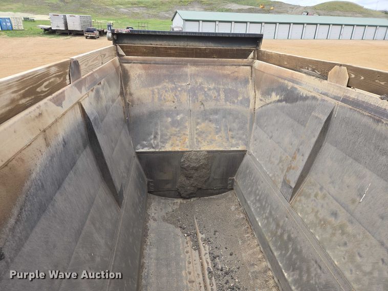 image for item ER1529 2000 Ranco BT-129 bottom dump trailer